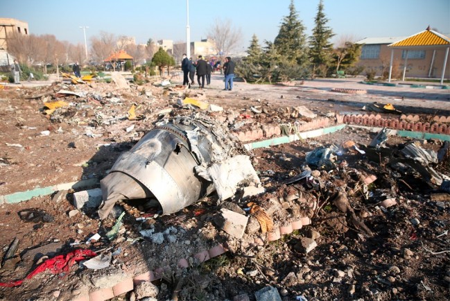 Место крушения украинского самолета в Иране