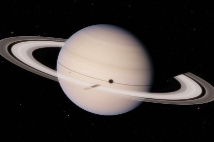 Снимок Сатурна, переданный аппаратом "Кассини".