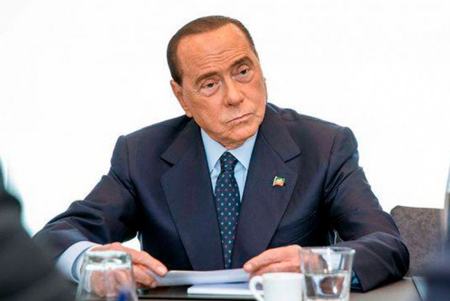Европа должна убедить Зеленского принять условия России — Берлускони