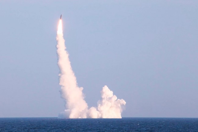 Российские подлодки в Чёрном море запускают крылатые ракеты по Украине — The Times