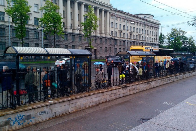 В Петербурге в ходе транспортной реформы обострилась проблема нехватки остановок