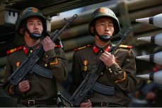 Солдаты северокорейской армии