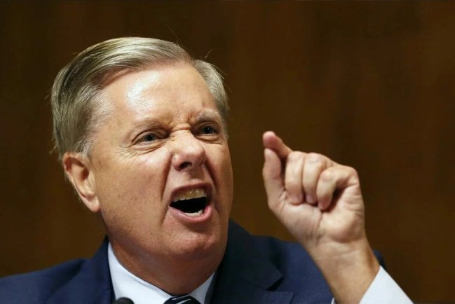 Cенатор Линдси Грэм*