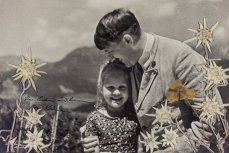 Адольф Гитлер с Розой Берниль Ниенау 