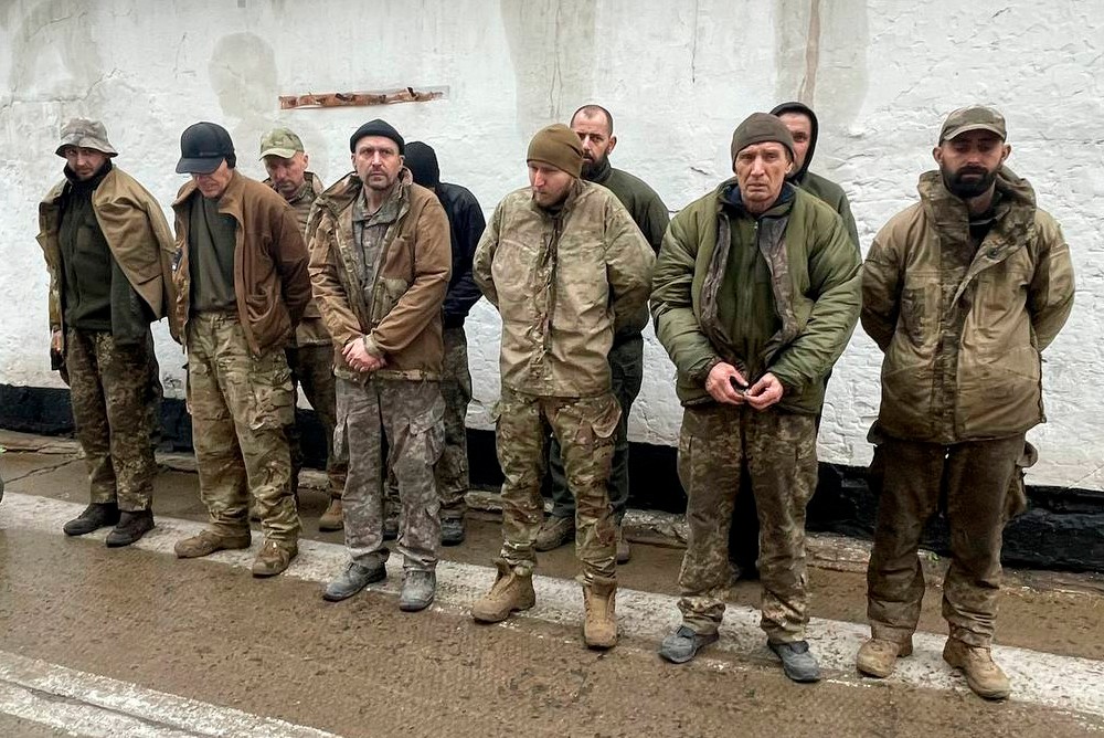 Пленные украинские боевики с "Азовстали"