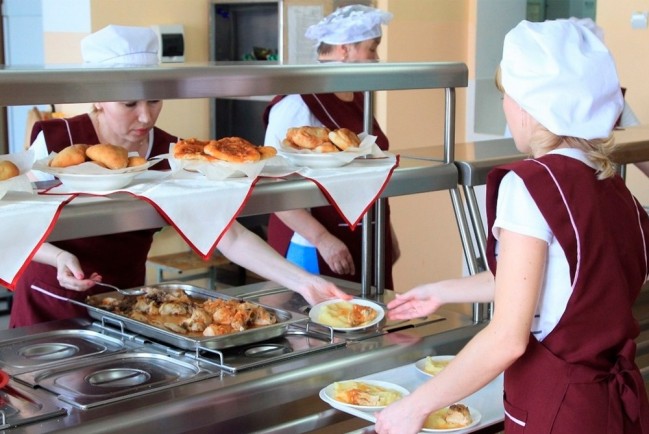 Комбинат школьного питания «Фирма Флоридан» больше не отрицает свое участие в сговоре с конкурентом