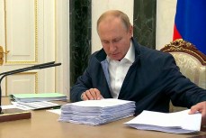 Владимир Путин вообще не пользуется телефоном и интернетом