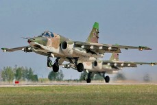 Под Белгородом упал Су-25 ВКС РФ: кадры катастрофы появились в сети