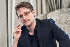 Путин дал российское гражданство бывшему агенту АНБ Эдварду Сноудену