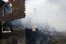 Три многоквартирных дома сгорели под Вологдой.