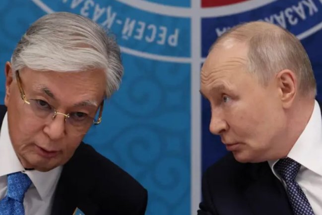 Токаев призвал Путина остановить войну в Украине