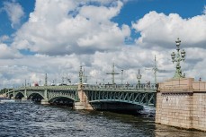 Инсталляция с солдатом вермахта на Троицком мосту Санкт-Петербурга могла быть диверсией - Безпалько
