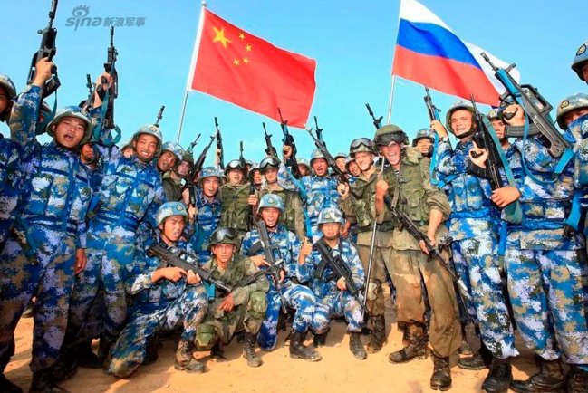 Россия готовит китайских десантников