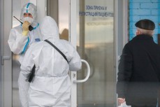 Петербургу угрожает очередная волна коронавируса. Смольный не справляется с ситуацией