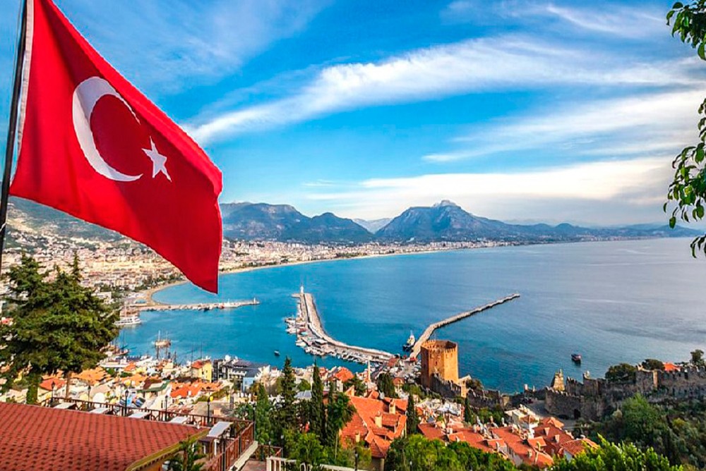 Турция возглавила список самых русофобных стран для отдыха