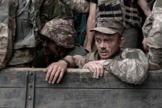 Измученные украинские военные