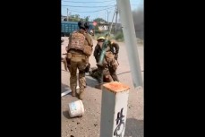 Фрагмент боя в Северодонецке: иностранные наемники пытаются спасти тяжело раненного бойца
