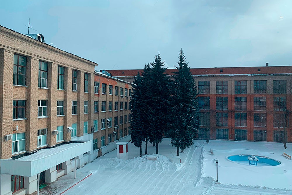 Здание Загорского оптико-механического завода