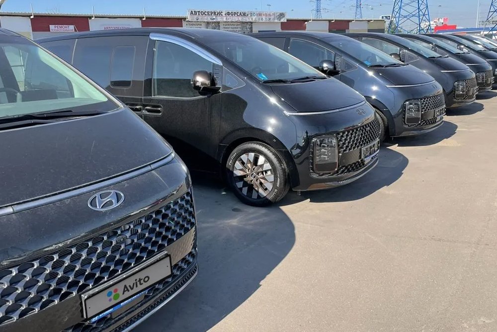 Hyundai Staria