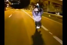 Бразильский мотоциклист выжил в страшном столкновении
