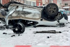 Разбитые от обстрелов ВСУ автомобили в Белгороде