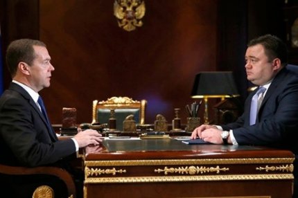 Дмитрий Медведев и Пётр Фрадков, Горки, Москва, 1 ноября 2016.