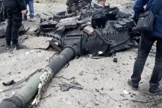 Момент уничтожения украинского танка в Мелитополе попал на видео