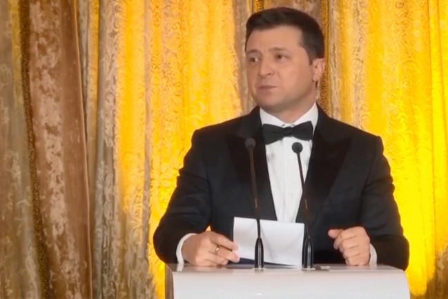 Провал пиарщиков Зеленского: на День дипломатической службы Украины, президент выступил сам перед собой