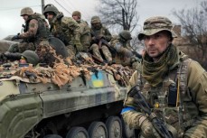 Украинские войска взяли Балаклею в оперативное окружение, идут тяжелые бой