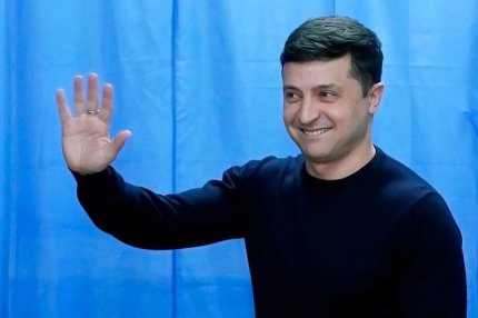 Зеленский лидирует на выборах президента Украины 