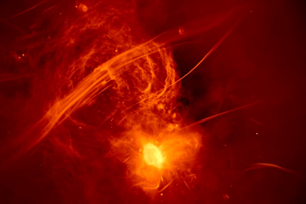 Снимки массивной черной дыры Стрелец A* в центре Млечного Пути