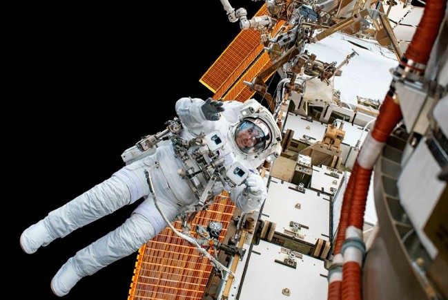 Россия выйдет из проекта МКС после 2024 года и построит свою орбитальную станцию