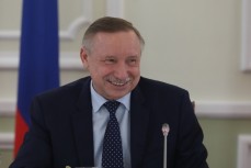 Губернатор Беглов подминает под себя всю власть в Петербурге