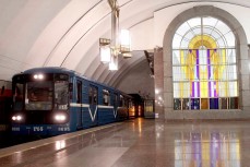 «Хиты Беглова» влетят в копеечку: переделка сданных в спешке станций метро будет стоить Петербургу 1,5 млрд