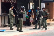 Полиция Таиланда на места теракта.