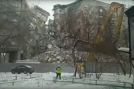 Обрушение седьмого подъезда взорванного дома в Магнитогорске 