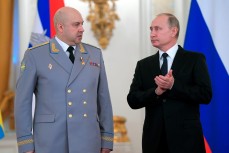 Владимир Путин и Сергей Суровикин