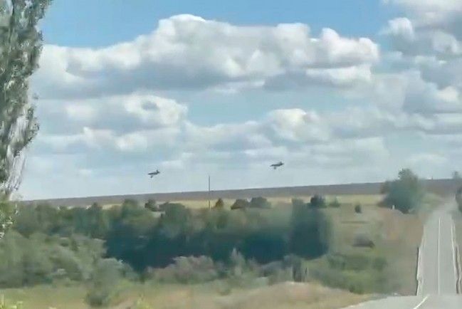 Украинские танки пытаются прорваться к Купянску, идет бой, работает авиация ВКС
