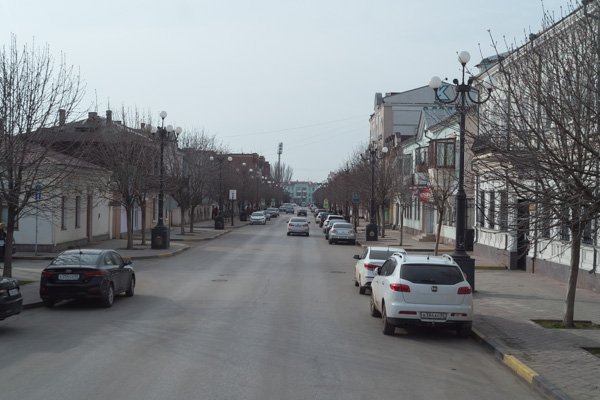 Улица в Керчи