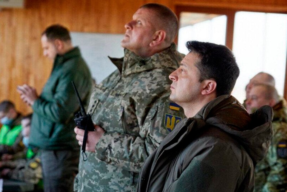 Залужный станет президентом украины. Командующий ВСУ Залужный. Генералы ВСУ. Залужный главнокомандующий. Зеленский и Залужный.