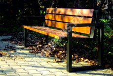 Скамейки как важный элемент городской и частной среды