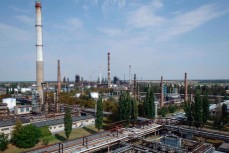 Кременчугский НПЗ на Украине работает в полную мощность снабжая ВСУ топливом