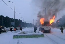 В Ангарске загорелся трамвай с пассажирами