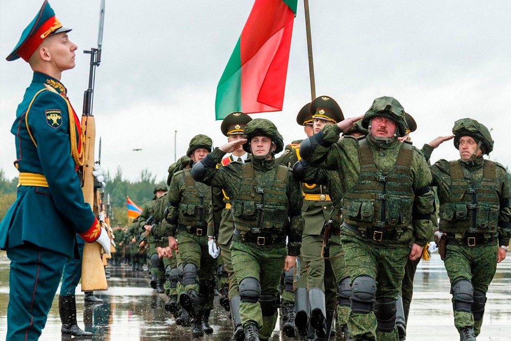 В армии Белоруссии убрали из программы обучения строевую подготовку как отдельный предмет