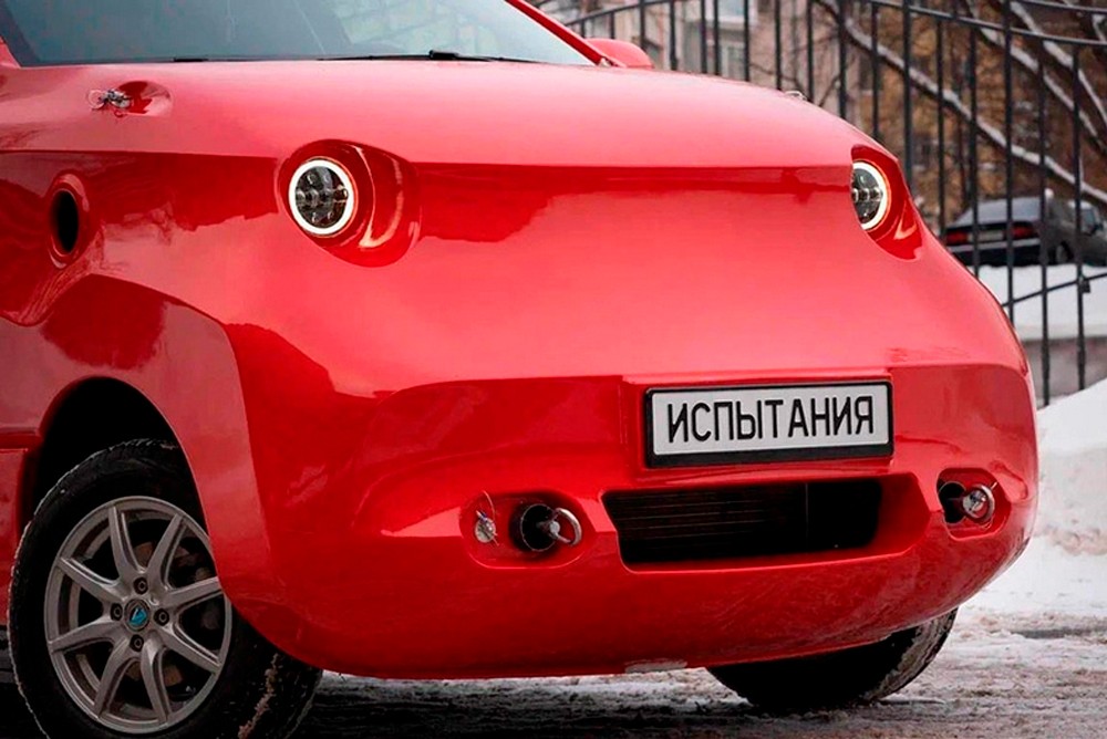 Российский электромобиль «Амбер»