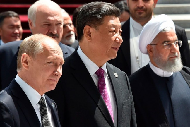 Bloomberg: одновременная война против России, Ирана и Китая принесет США поражение