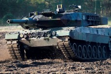 Немецкие танки Leopard 2 прибыли на Украину