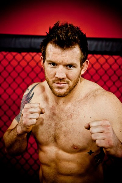Райан Дуэйн Бейдер — американский боец смешанных боевых искусств, выступающий под эгидой Bellator в полутяжёлой и тяжёлой весовой категории