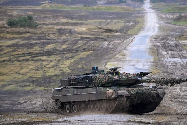 Украинский танк Leopard на распутье