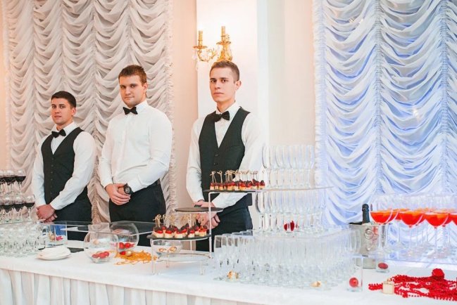 Как подготовиться к деловому фуршету